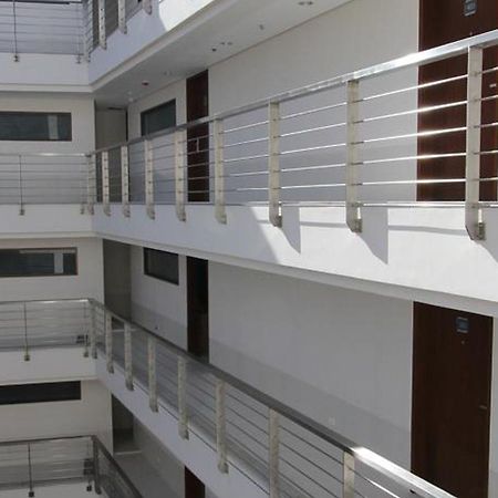 Crown Regency Courtyard Resort Balabag  Bagian luar foto