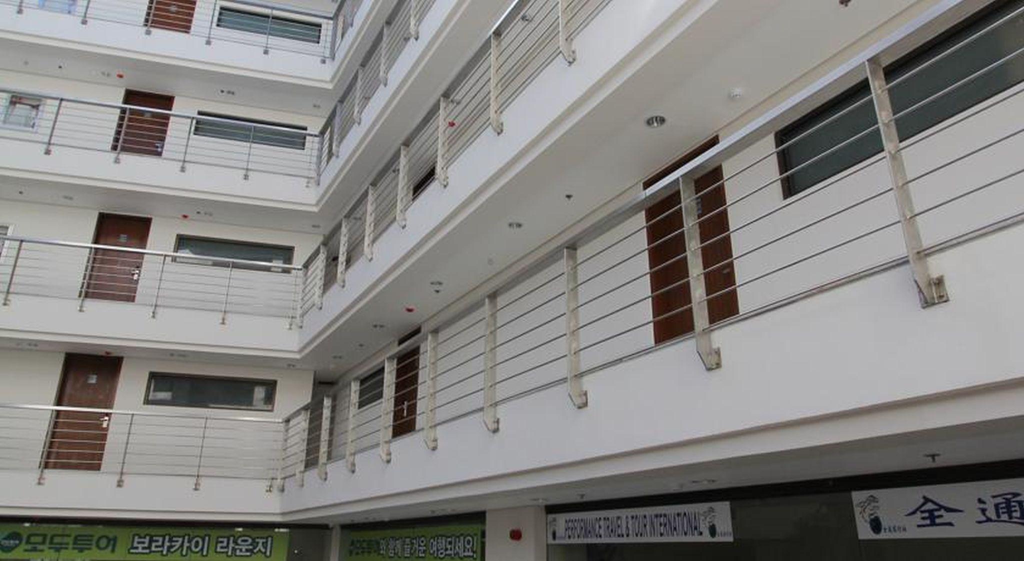 Crown Regency Courtyard Resort Balabag  Bagian luar foto